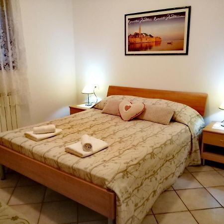 Room And Apartment Lea Rovinj Eksteriør bilde
