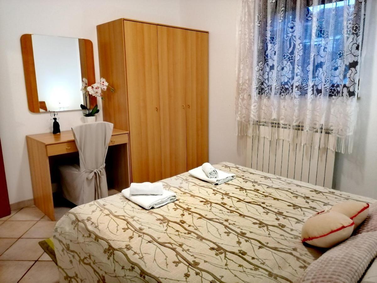 Room And Apartment Lea Rovinj Eksteriør bilde
